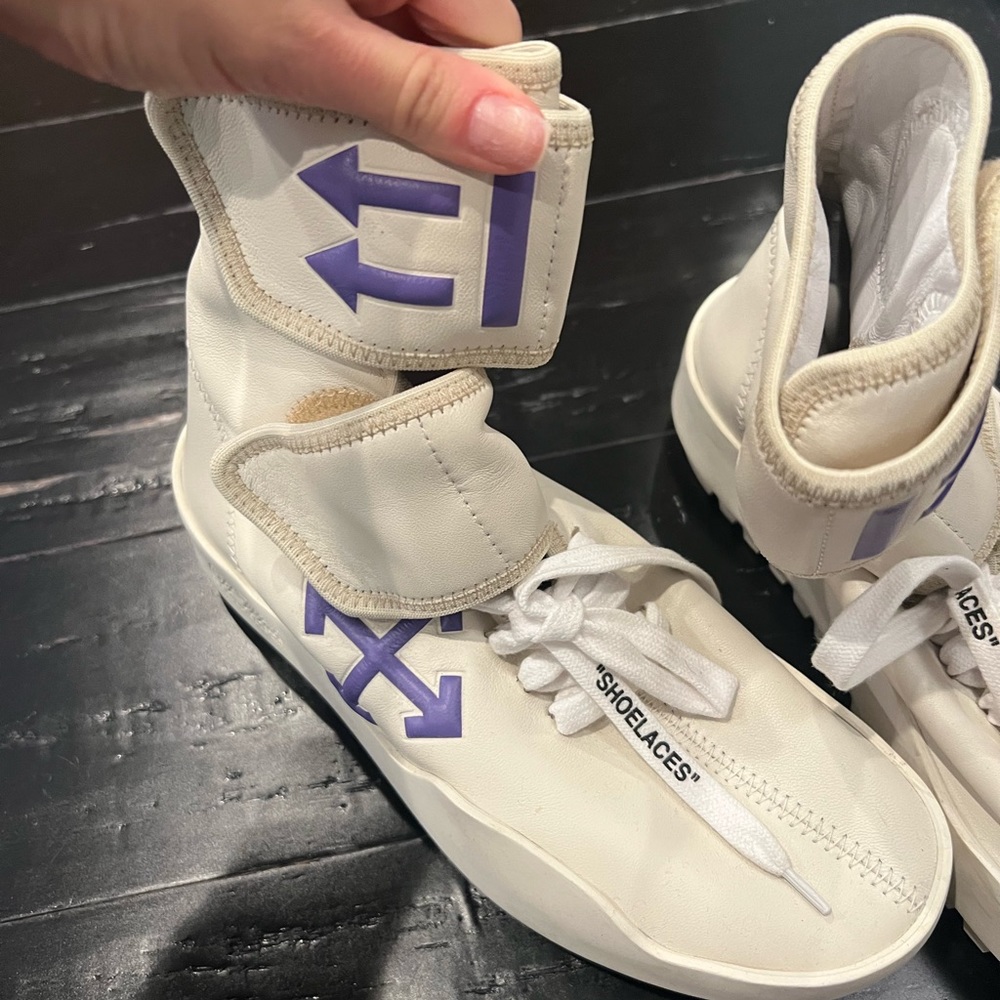 Off-White Wmns Moto Wrap Sneakers 'Beige Purple'
